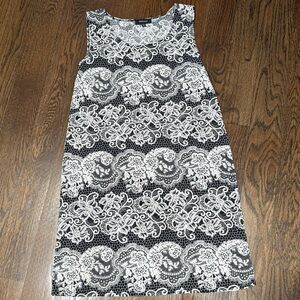 R&M Richards NWOT White and Cream Lace Embroidered on Black  Tank Dress Sz 16